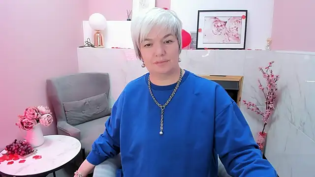 CarmenSoft live sex cam