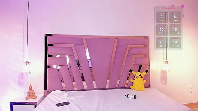 TylerBloom live sex cam