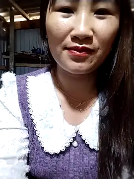 emini-xx's cam snapshot