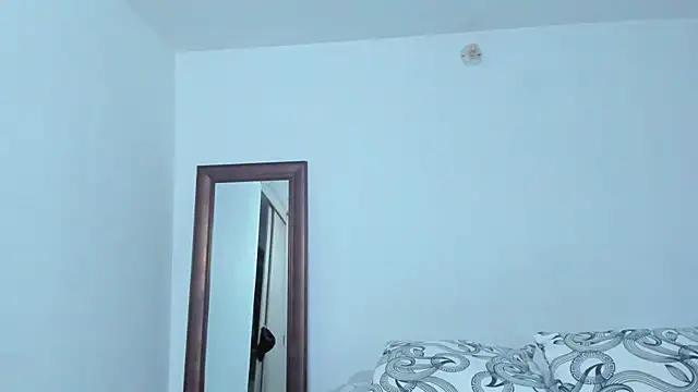 KingLevi01 live sex cam