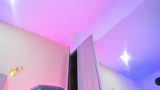 Emma_Hearts's cam snapshot