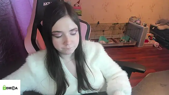 Crazy_forest_fairy's cam snapshot