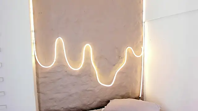 HannahToons's cam snapshot