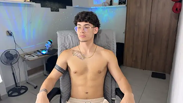 Kisan_Smith live sex cam