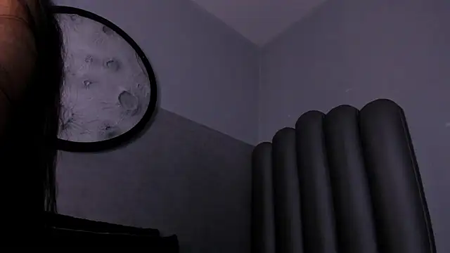 Lucy-23's cam snapshot