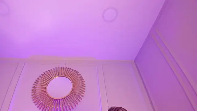 CharlotteBrownn_'s cam snapshot