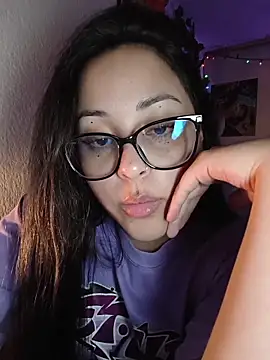 Bella-Gema's cam snapshot