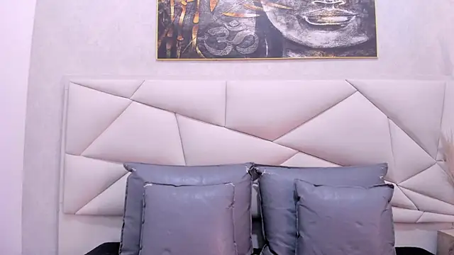 ValeriaJulio_'s cam snapshot