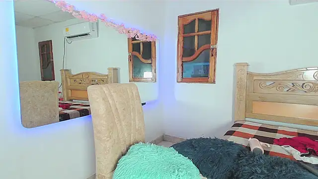 bratz_glloe's cam snapshot