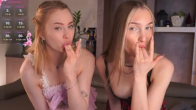 MarisLopaz live sex cam