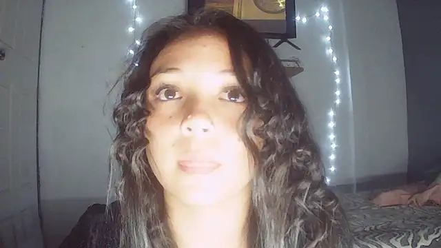 linzeysmith4 live sex cam