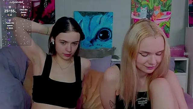 Viena_dias live sex cam