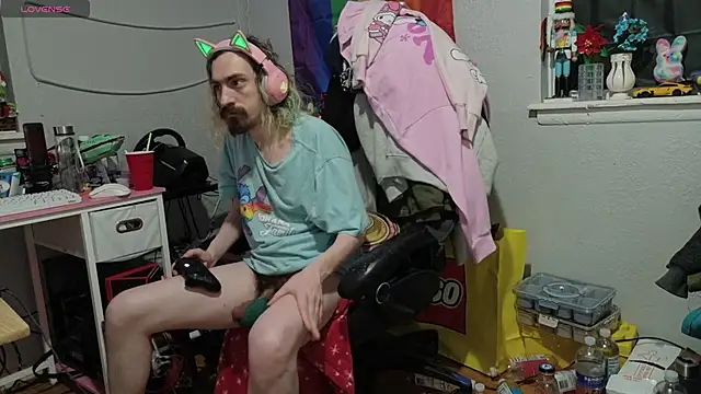 tallnerdyguy live sex cam