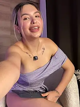 Odett_ live sex cam