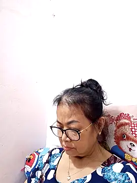 Hotestlove live sex cam