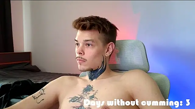 DENIS_HERE's cam snapshot