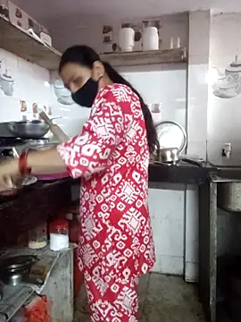 Saishaa's cam snapshot