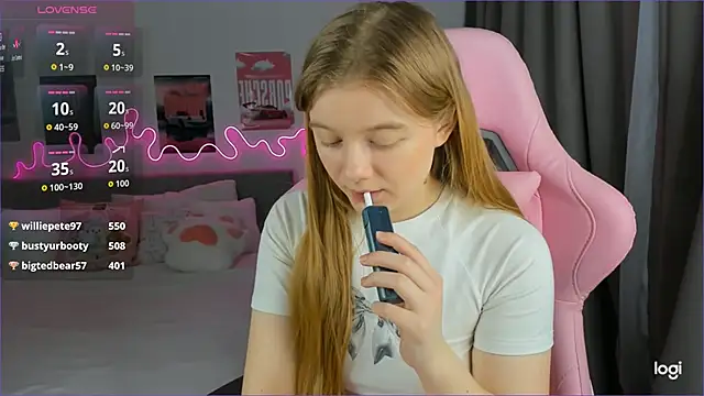 EvaRaee's cam snapshot