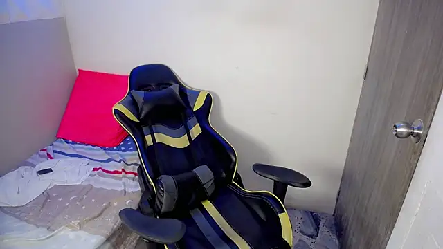 d_moneyy_'s cam snapshot