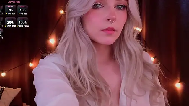 ShyniAlice live sex cam