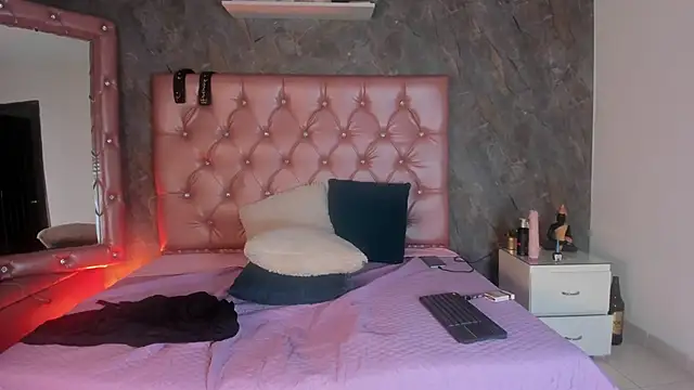 Ashtart_1's cam snapshot