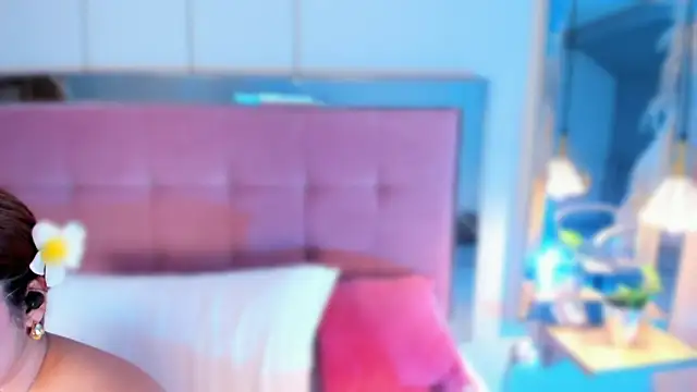 ArticaBelle live sex cam