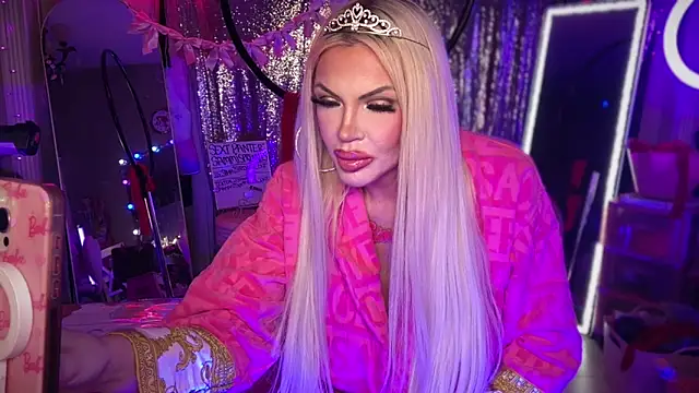 bimbotwerkqueen live sex cam
