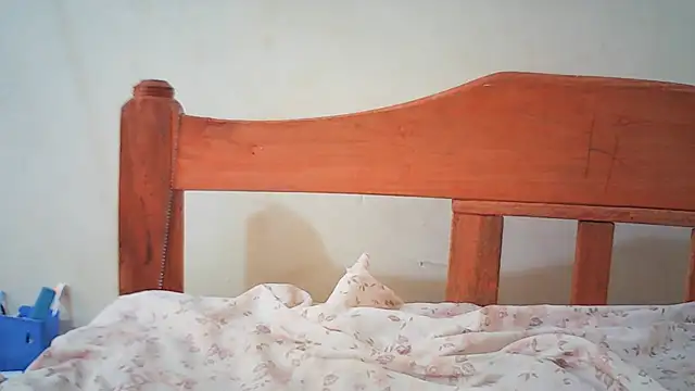 DontTellYourWife's cam snapshot