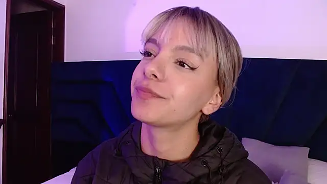 thegodmother_'s cam snapshot