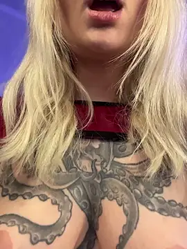 BlondeDoll_ live sex cam