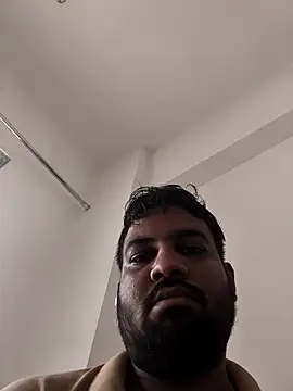 vinay_smalldick live sex cam