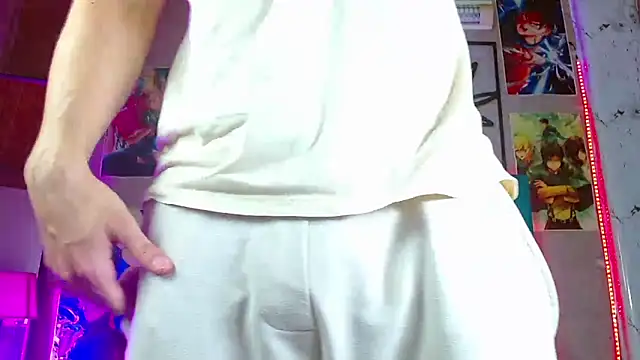 LiamAndrewzz live sex cam