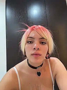 romanovanita's cam snapshot