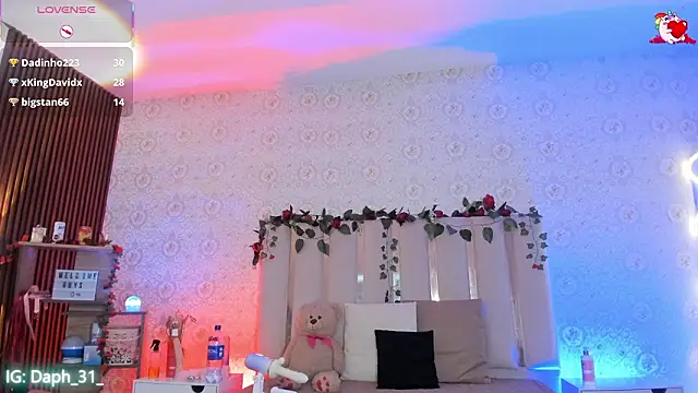 Daphnne_tay live sex cam