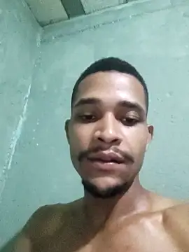 LATREL22ctmtrs live sex cam