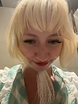 RonnieKiss live sex cam