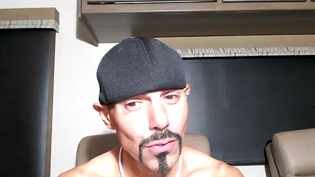 ThickD2C's cam snapshot