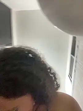 canelaa_sweet5's cam snapshot