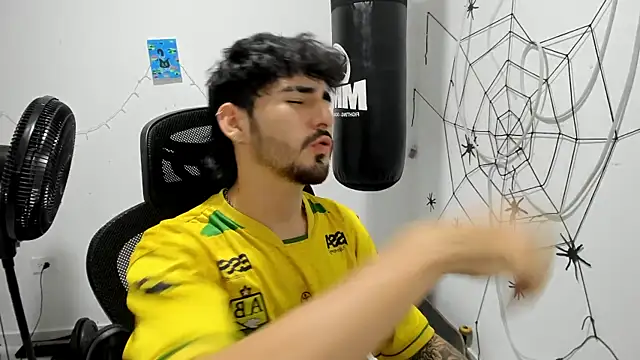 DmitriSanders's cam snapshot