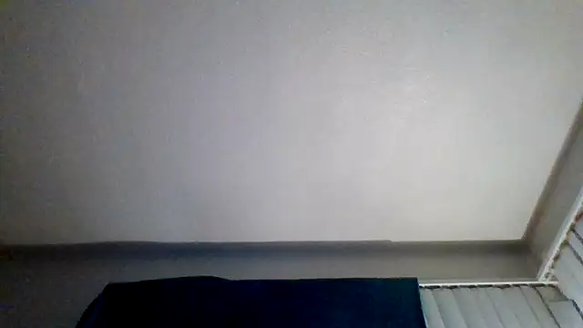 Tallhungandcloudy's cam snapshot