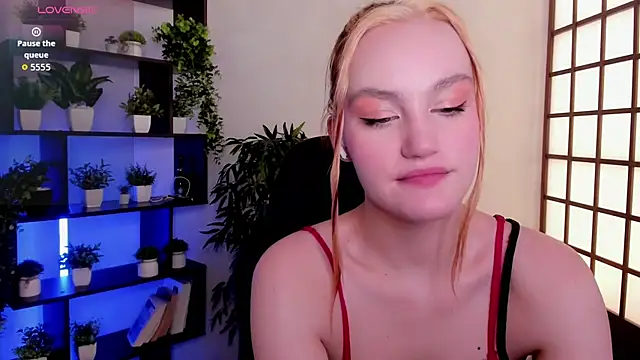 Ida_FaneStain's cam snapshot