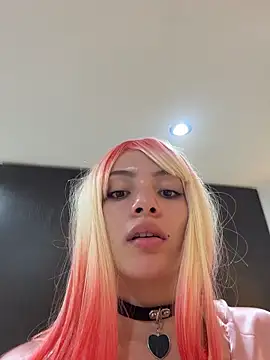 romanovanita's cam snapshot