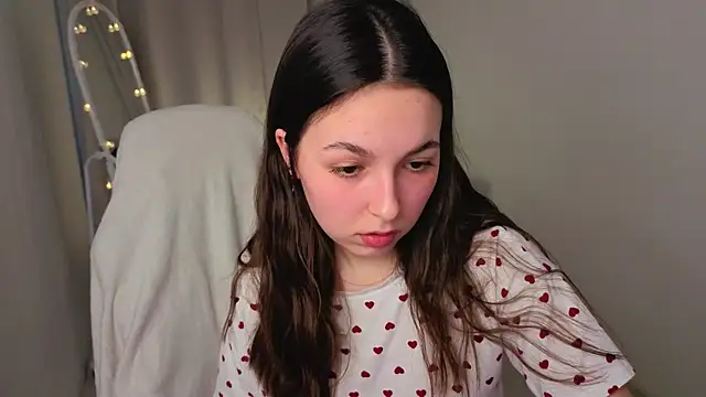 BellaThery's cam snapshot