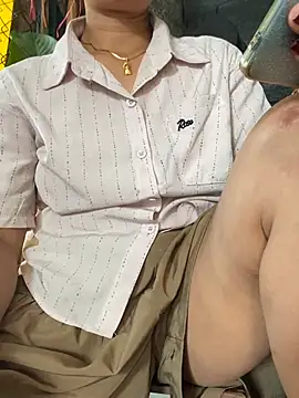 Linaannn live sex cam