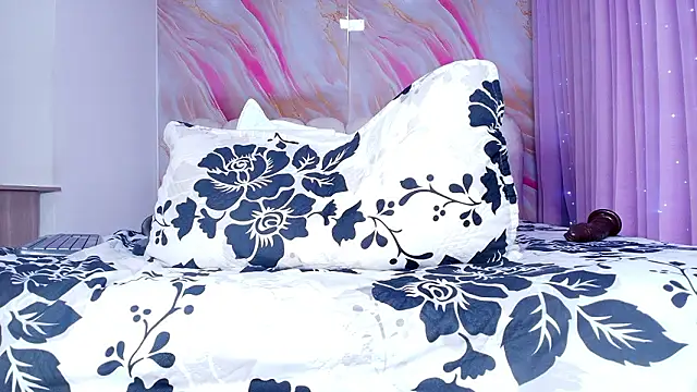 sofi_decker live sex cam