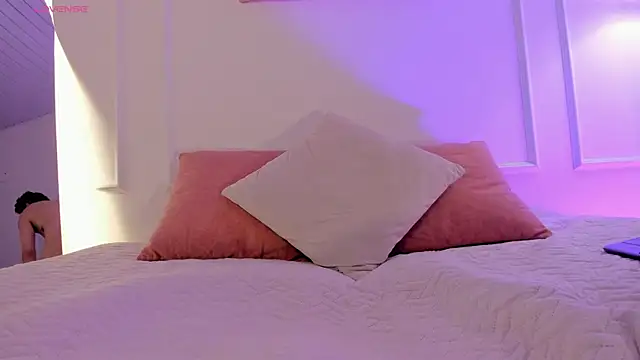 Axel_Creed live sex cam