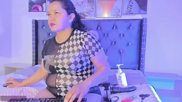 Leila_rossi's cam snapshot