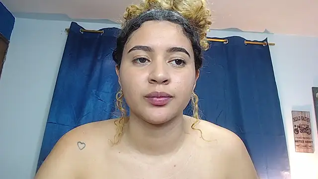 goodgirlxxl's cam snapshot