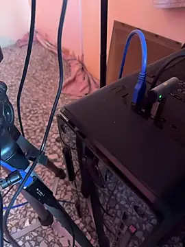 AlphaMasterXxx live sex cam