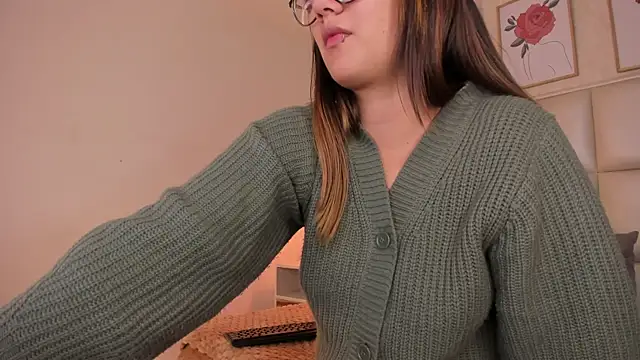 Aily_Yozuko's cam snapshot